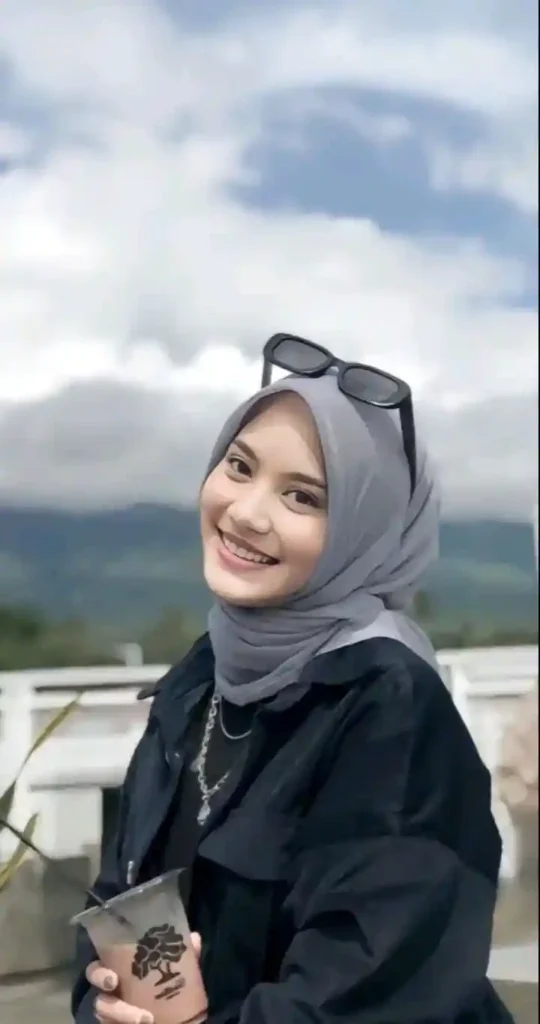 hijab dp 18