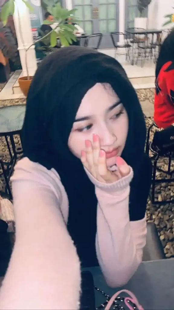 hijab girl dp for instagram 83